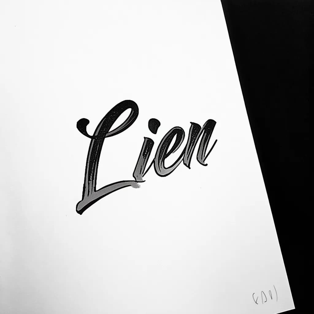 The word”Lien” in flowy cursive script